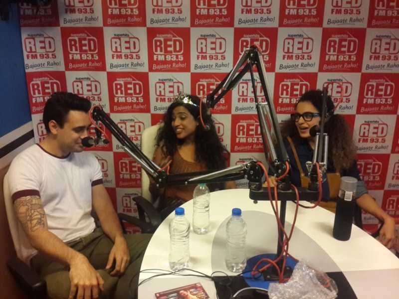 Bollywood Actress Kangana Ranaut and Imran Khan are busy promoting their upcoming movie, Nikhil Advani’s ‘Katti Batti.’ Imran khan,Kangana,Kangana Ranaut,Katti Batti,Katti Batti movie promotion,Katti Batti at Radio Station,Imran and Kangana,Katti Batti movie promotion pics,Katti Batti movie promotion images,Katti Batti movie promotion photos,Katti Batti movie promotion sti
