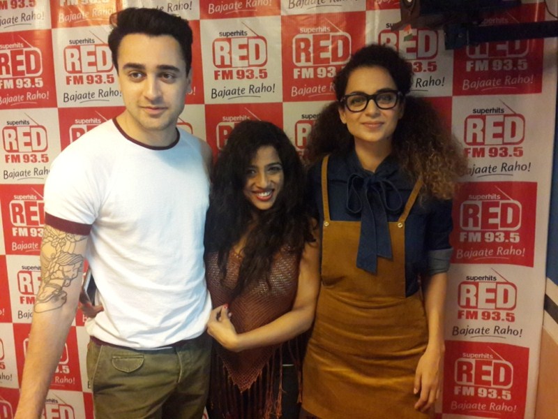 Bollywood Actress Kangana Ranaut and Imran Khan are busy promoting their upcoming movie, Nikhil Advani’s ‘Katti Batti.’ Imran khan,Kangana,Kangana Ranaut,Katti Batti,Katti Batti movie promotion,Katti Batti at Radio Station,Imran and Kangana,Katti Batti movie promotion pics,Katti Batti movie promotion images,Katti Batti movie promotion photos,Katti Batti movie promotion sti