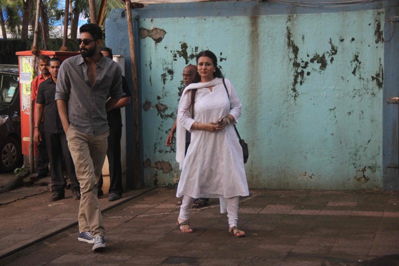 Photos of Bollywood Actress Shraddha Kapoor and family at her grandfather's Prayer Meet. Shraddha Kapoor, Siddhanth Kapoor, Padmini Kolhapure and Shakti Kapoor graced the event. Shraddha Kapoor,Shraddha Kapoor's family at her grandfather Prayer Meet,Actress Shraddha Kapoor,bollywood Actress Shraddha Kapoor,Shraddha Kapoor latest pics,Shraddha Kapoor latest images,Shraddha Kapoor latest photos,Shraddha Kapoor latest pictures