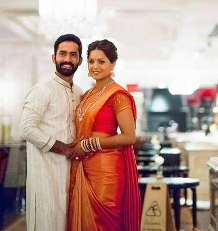 Cricketer Dinesh Karthik and ace squash player Deepika Pallikal Wedding Pictures. Dinesh Karthik wedding,Dinesh Karthik wedding pictures,Dinesh Karthik wedding photos,Dinesh Karthik wedding stills,Dinesh Karthik marriage,Dinesh Karthik marriage pics,Dinesh Karthik marriage images,Dinesh Karthik marriage photos,Dinesh Karthik and Dipika