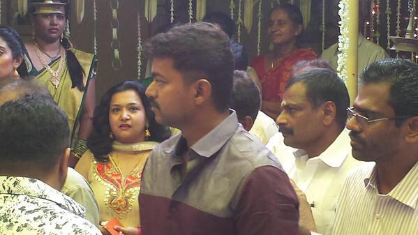 South Indian Actor Vijay at Shanthanu Marriage Puli,vijay,Vijay at Shanthanu Marriage,Vijay at Shanthanu wedding,actor vijay,ilayathalapathy vijay,Shanthanu Marriage,Shanthanu wedding