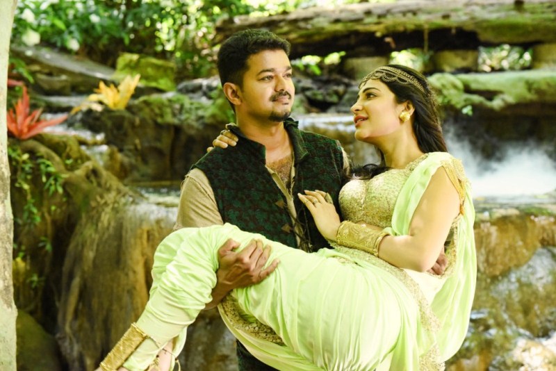 Vijay, Sudeep, Shruti Haasan, Hansika Motwani and Sri Devi's stills from Puli Movie. Vijay,Sudeep,Shruti Haasan,Hansika Motwani,Sridevi,sridevi kapoor,ilayathalapathy,ilayathalapathy vijay,Puli Movie Stills,Puli Movie pics,Puli Movie images,Puli Movie photos,Puli Movie stills,Puli Movie pictures