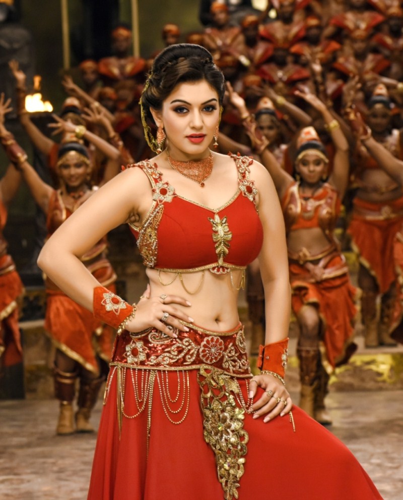 Vijay, Sudeep, Shruti Haasan, Hansika Motwani and Sri Devi's stills from Puli Movie. Vijay,Sudeep,Shruti Haasan,Hansika Motwani,Sridevi,sridevi kapoor,ilayathalapathy,ilayathalapathy vijay,Puli Movie Stills,Puli Movie pics,Puli Movie images,Puli Movie photos,Puli Movie stills,Puli Movie pictures