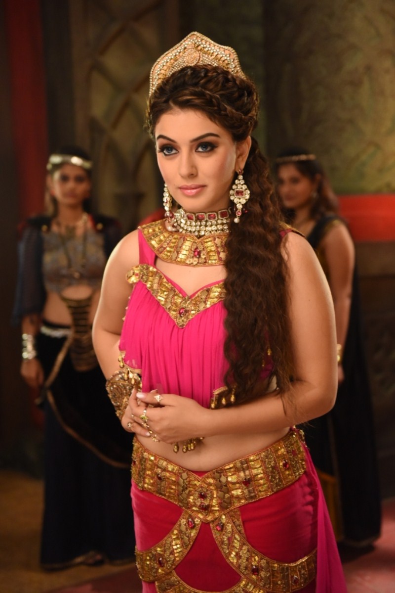 Vijay, Sudeep, Shruti Haasan, Hansika Motwani and Sri Devi's stills from Puli Movie. Vijay,Sudeep,Shruti Haasan,Hansika Motwani,Sridevi,sridevi kapoor,ilayathalapathy,ilayathalapathy vijay,Puli Movie Stills,Puli Movie pics,Puli Movie images,Puli Movie photos,Puli Movie stills,Puli Movie pictures