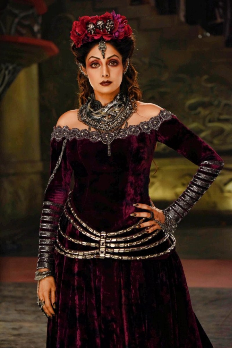Vijay, Sudeep, Shruti Haasan, Hansika Motwani and Sri Devi's stills from Puli Movie. Vijay,Sudeep,Shruti Haasan,Hansika Motwani,Sridevi,sridevi kapoor,ilayathalapathy,ilayathalapathy vijay,Puli Movie Stills,Puli Movie pics,Puli Movie images,Puli Movie photos,Puli Movie stills,Puli Movie pictures