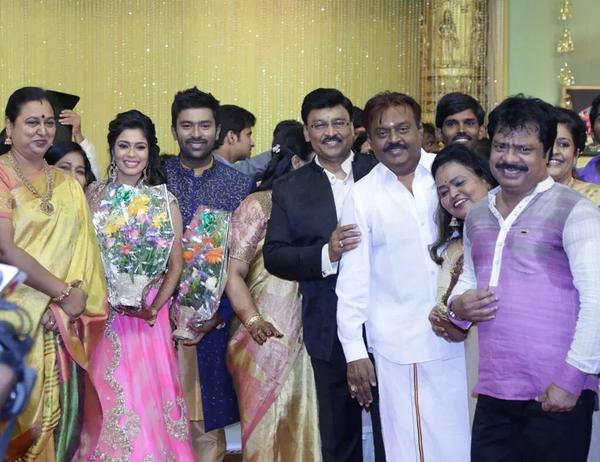 Actor Shanthanu and Keerthi Wedding Reception Pictures. Shanthanu and Keerthi Wedding Reception,Shanthanu and Keerthi Reception,Shanthanu Wedding Reception,Shanthanu and Keerthi,Shanthanu,Keerthi,Shanthanu Reception,Shanthanu marriage Reception,Vijay,Rajinikanth,Vijayakanth