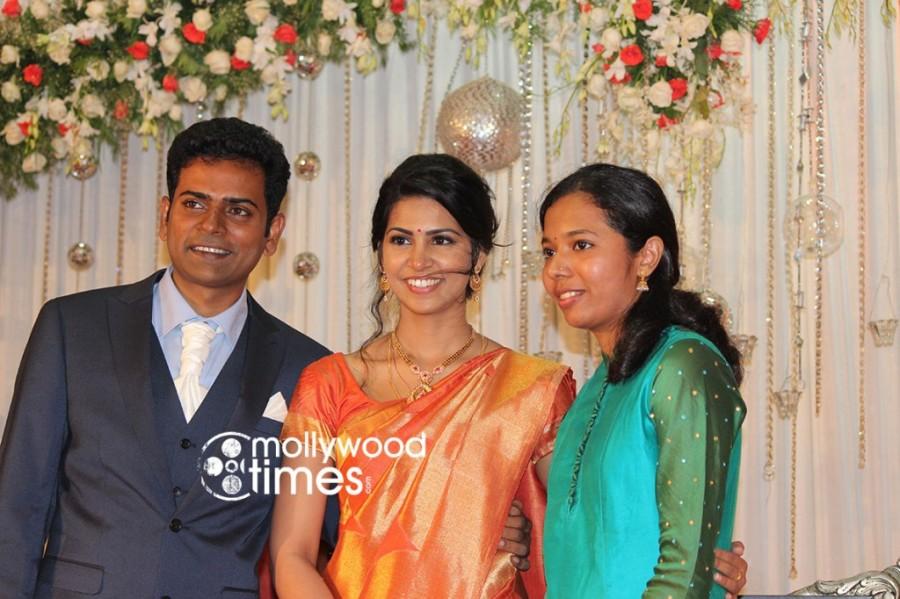 Alphonse Puthren got married to Aleena Mary Antony on 22 August. Alphonse puthren,alphonse puthren wedding photos,alphonse puthren aleena antony photos,alphonse puthren aleena antony wedding