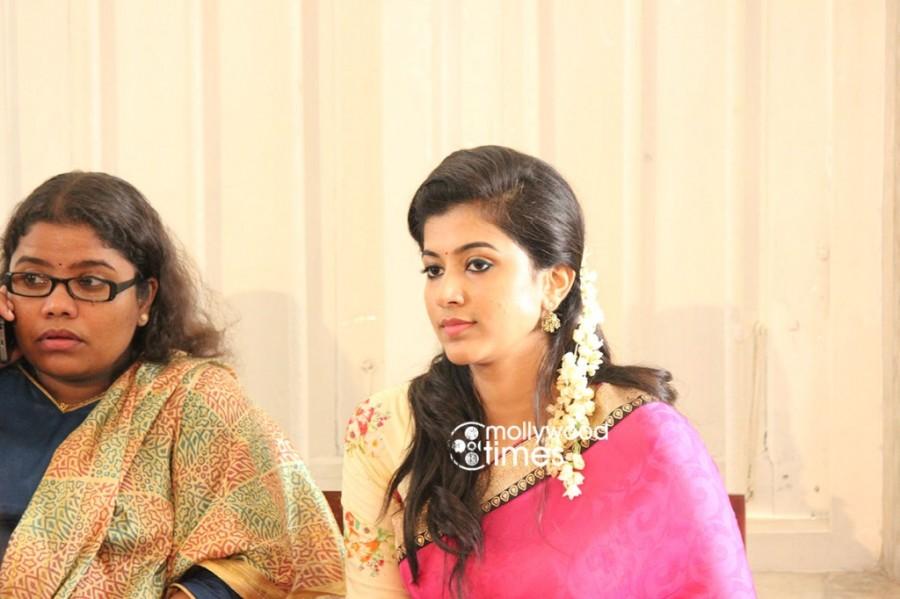 Alphonse Puthren got married to Aleena Mary Antony on 22 August. Alphonse puthren,alphonse puthren wedding photos,alphonse puthren aleena antony photos,alphonse puthren aleena antony wedding