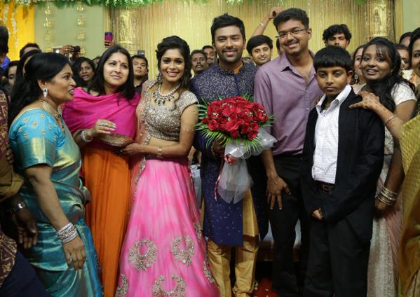 Actor Shanthanu and Keerthi Wedding Reception Pictures. Shanthanu and Keerthi Wedding Reception,Shanthanu and Keerthi Reception,Shanthanu Wedding Reception,Shanthanu and Keerthi,Shanthanu,Keerthi,Shanthanu Reception,Shanthanu marriage Reception,Vijay,Rajinikanth,Vijayakanth