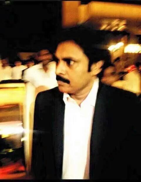 South Indian Actor Pawan Kalyan greets elder brother Chiranjeevi on 60th birthday. Pawan Kalyan,Chiranjeevi on 60th birthday,Chiranjeevi 60th birthday,Chiranjeevi 60th birthday celebration,Chiranjeevi,actor Pawan Kalyan,Pawan Kalyan latest pics,Pawan Kalyan latest images,Pawan Kalyan latest photos,Pawan Kalyan latest pictures