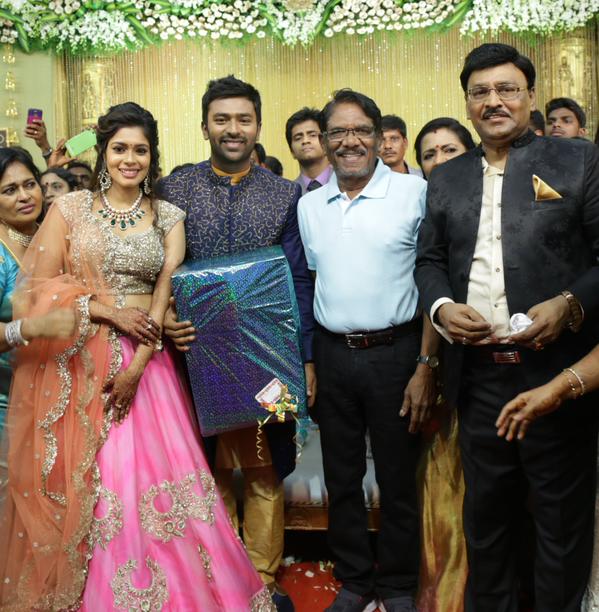 Actor Shanthanu and Keerthi Wedding Reception Pictures. Shanthanu and Keerthi Wedding Reception,Shanthanu and Keerthi Reception,Shanthanu Wedding Reception,Shanthanu and Keerthi,Shanthanu,Keerthi,Shanthanu Reception,Shanthanu marriage Reception,Vijay,Rajinikanth,Vijayakanth
