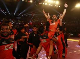 MS Dhoni,Pro Kabaddi League 2015 Final,Pro Kabaddi,Pro Kabaddi League Final,U Mumba vs Bengaluru Bulls,U Mumba,Bengaluru Bulls