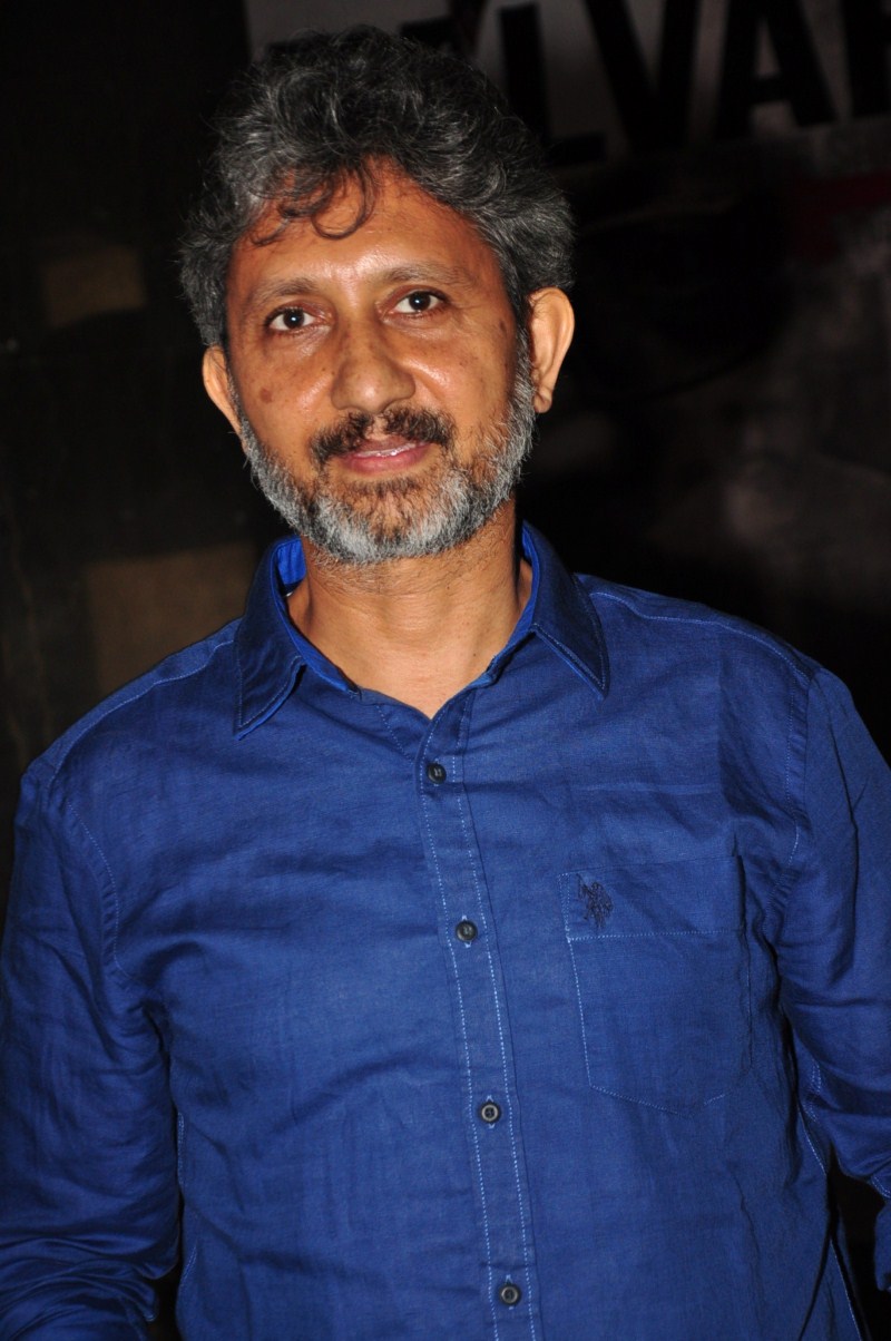 Photos of Bollywood Actor Irrfan Khan and Konkona Sen Sharma at Talvar Trailer Launch. Irrfan Khan,Konkona Sen Sharma,Irrfan Khan at Talvar Trailer Launch,Konkona Sen Sharma at Talvar Trailer Launch,Talvar Trailer Launch,Talvar Trailer Launch pics,Talvar Trailer Launch images,Talvar Trailer Launch photos,Talvar Trailer Launch stills,Talvar