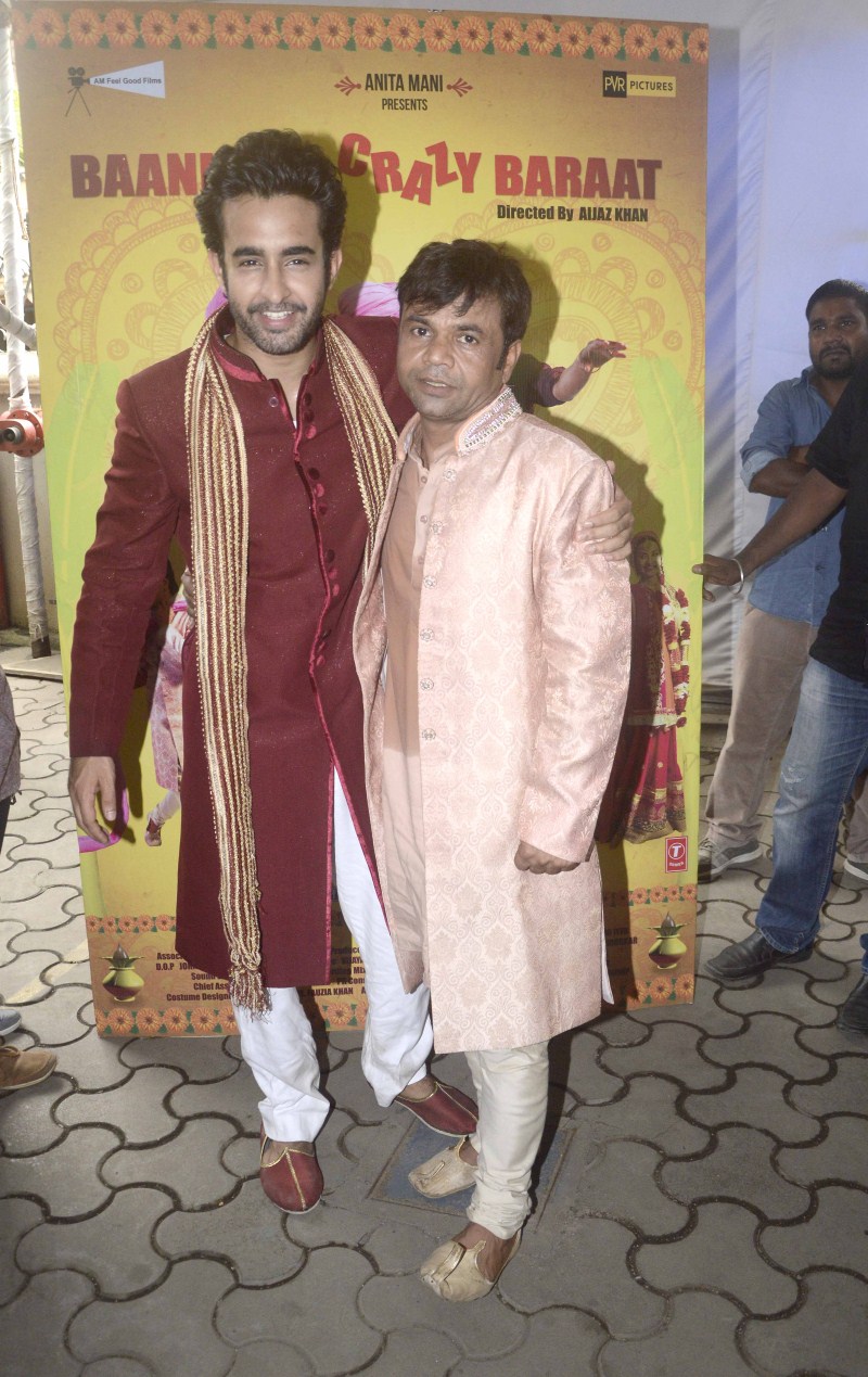 Photos of Satyajeet Dubey and Raajpal Yadav at Baankey Ki Crazy Baraat Movie Promotion. Satyajeet Dubey,Raajpal Yadav,Baankey Ki Crazy Baraat Movie Promotion,Baankey Ki Crazy Baraat,Baankey Ki Crazy Baraat Movie Promotion pics,Baankey Ki Crazy Baraat Movie Promotion images,Baankey Ki Crazy Baraat Movie Promotion photos,Baankey Ki Crazy Baraa