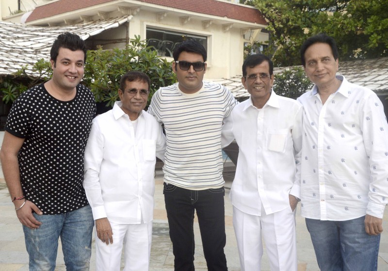 Photos of Kapil Sharma's Kis Kisko Pyaar Karoon Movie Promotion. Kapil Sharma,Kis Kisko Pyaar Karoon Movie Promotion,Kis Kisko Pyaar Karoon,Kis Kisko Pyaar Karoon movie promotion pics,Kis Kisko Pyaar Karoon movie promotion images,Kis Kisko Pyaar Karoon movie promotion photos,Kis Kisko Pyaar Karoon movie promotion still