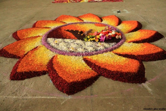 The harvest festival Onam is celebrated on the month of Chingam. Onam,onam 2015,onapookalam,onam pookalam designs,pookalam designs,best pookalam designs,simple pookalam designs,latest pookalam designs