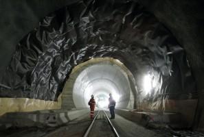 World's longest tunnel,World's longest tunnel under Swiss Alps,tunnel under Swiss Alps,Tunnel through the Alps,Gotthard Base Tunnel,World's Longest Tunnel Drilled Under Swiss Alps,tunnel,longest tunnel