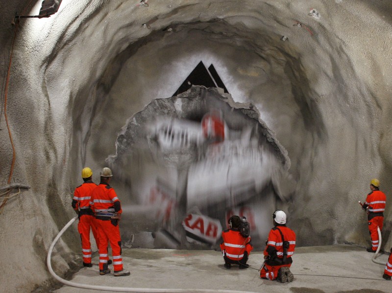Progress on the NEAT Gotthard Base Tunnel, the world's longest train tunnel, that will allow for crossing the Alps at the end of 2016. World's longest tunnel,World's longest tunnel under Swiss Alps,tunnel under Swiss Alps,Tunnel through the Alps,Gotthard Base Tunnel,World's Longest Tunnel Drilled Under Swiss Alps,tunnel,longest tunnel