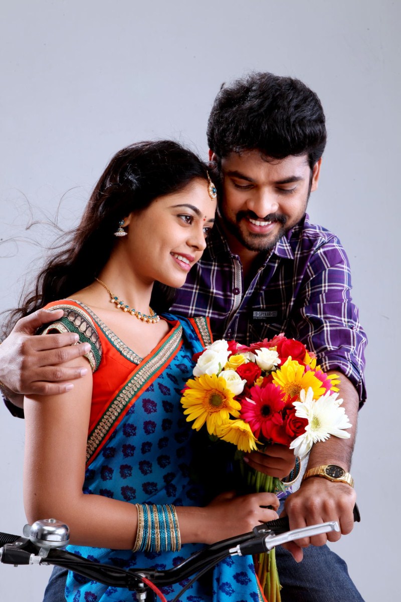 Ballala Deva is an upcoming Telugu Movie, Directed by Ezhil and Music composed by D. Imman. Actor Vimal and Actress Bindu Madhavi in the lead role. Ballala Deva,telugu movie Ballala Deva,Vimal,Bindu Madhavi,Ballala Deva Movie Stills,Ballala Deva Movie pics,Ballala Deva Movie images,Ballala Deva Movie photos,Ballala Deva Movie pictures