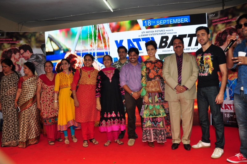 Photos of Bollywood Actor Imran Khan and Kangana Ranaut promote 'Katti Batti' at MMK College Kangana Ranaut,Imran Khan,Katti Batti,Katti Batti movie promotion,Katti Batti movie promotion at MMK College,Imran and Kangna