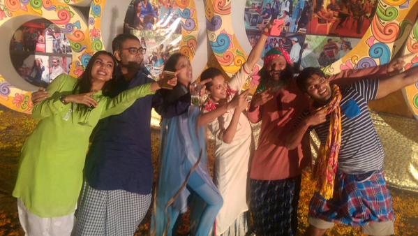 Photos of Lungi Party for Arya and Anushka Shetty. Arya,Anushka Shetty,Lungi Party,Size Zero,Inji Iduppazhagi,Arya and Anushka Shetty