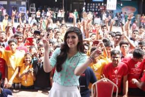 Kriti Sanon,Kriti Sanon to celebrate Raksha Bandhan with her Sister,Raksha Bandhan,sister,Raksha Bandhan celebration,celbs celebrate Raksha Bandhan