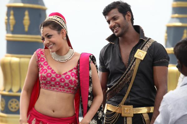 Actor Vishal and Actress Kajal Agarwal stills from Paayum Puli Movie. Vishal,Kajal Agarwal,Vishal and Kajal Agarwal,Paayum Puli,Paayum Puli Movie stills,Paayum Puli Movie pics,Paayum Puli Movie images,Paayum Puli Movie photos,Paayum Puli Movie pictures