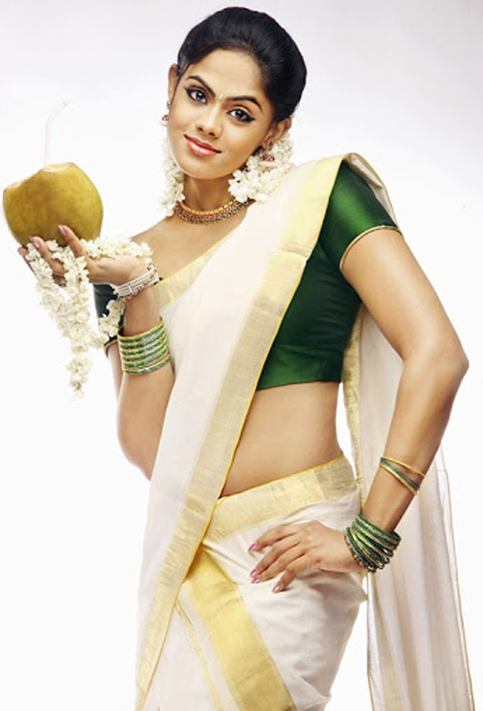 Onam,Onam Special,Onam 2015,Celebs look gorgeous in Kerala Saree,Celebs in Kerala Saree,Kerala Saree,actress in Kerala Saree,Onam special