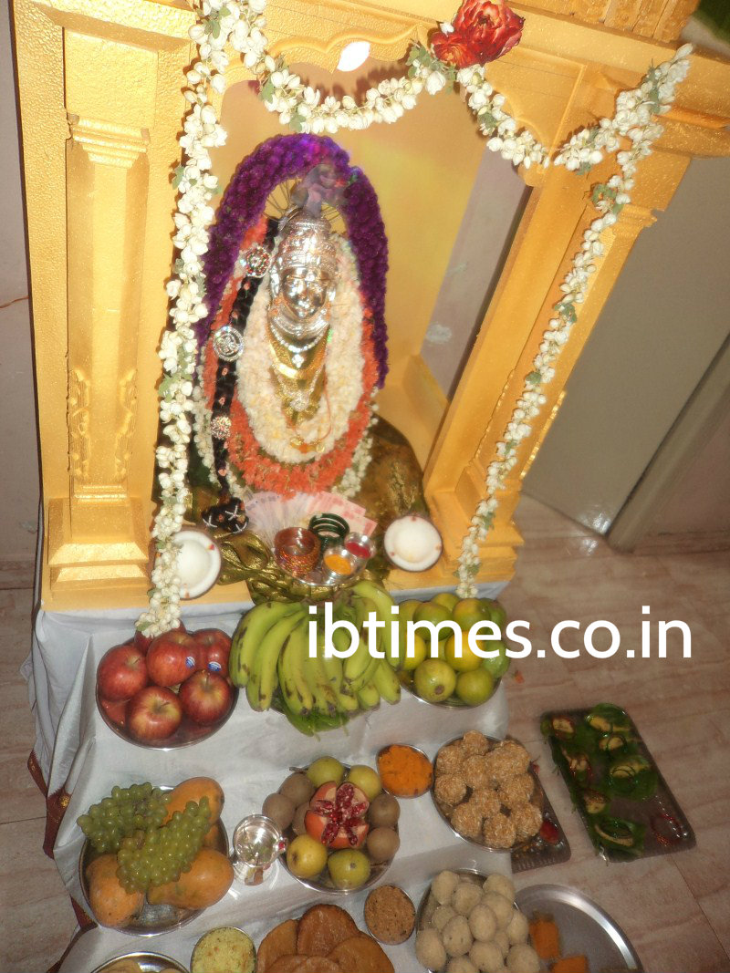 Varalakshmi Vrata is a festival to propitiate the goddess Lakshmi, the consort of Vishnu, one of the Hindu Trinity. Varalakshmi,Varalakshmi Vratam,Varalakshmi festival,Varalakshmi 2015,god Lakshmi,Varalakshmi festival wishes,Varalakshmi festival pictures,Varalakshmi festival pics,Varalakshmi festival images,Varalakshmi festival celebrations,Varamahalakshmi,Varamahalaks