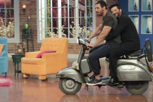 Photos of Bollywood Actress Shruti Haasan, Actor Anil Kapoor and John Abraham on the sets of Comedy Nights with Kapil.