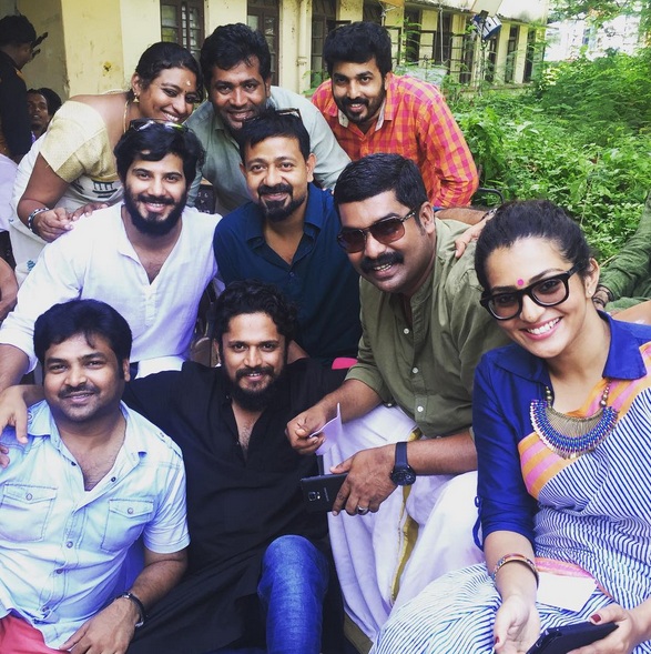 Malayalam celebrities celebrated Onam 2015 on Friday, 28 August. Onam 2015,malayalam celebs onam celebrations,mollywood celebs onam,mammootty onam,dulquer salmaan onam