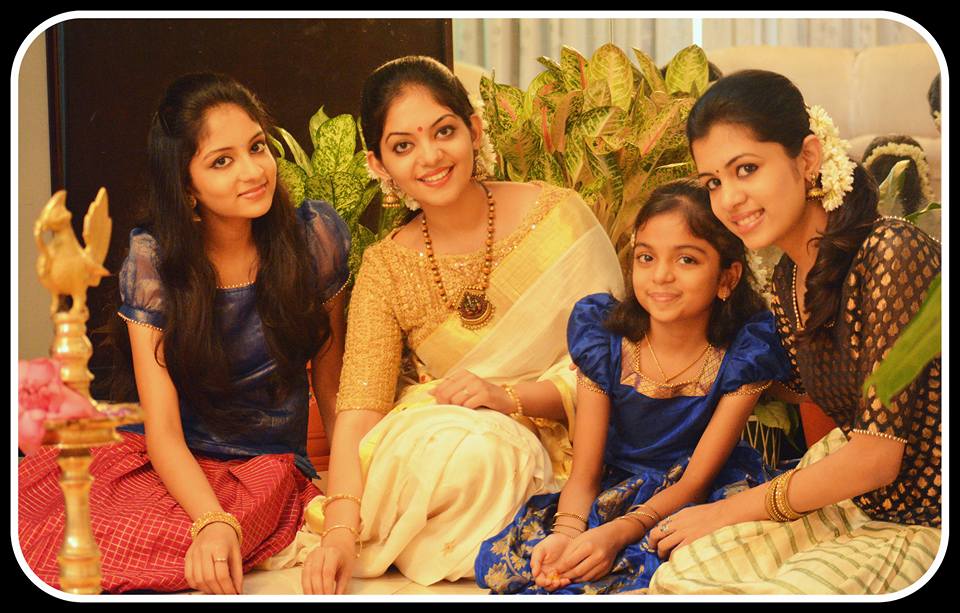 Malayalam celebrities celebrated Onam 2015 on Friday, 28 August. Onam 2015,malayalam celebs onam celebrations,mollywood celebs onam,mammootty onam,dulquer salmaan onam