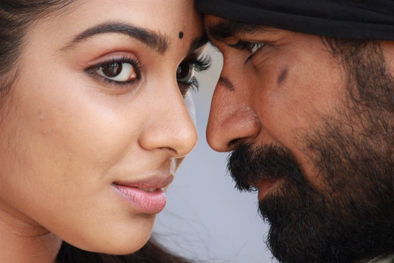Vijay Antony's Pichaikaaran Movie Stills. Vijay Antony,actor Vijay Antony,Pichaikaaran Movie Stills,Pichaikaaran,Pichaikaaran Movie pics,Pichaikaaran Movie images,Pichaikaaran Movie photos,Pichaikaaran Movie pictures,Satna Titus