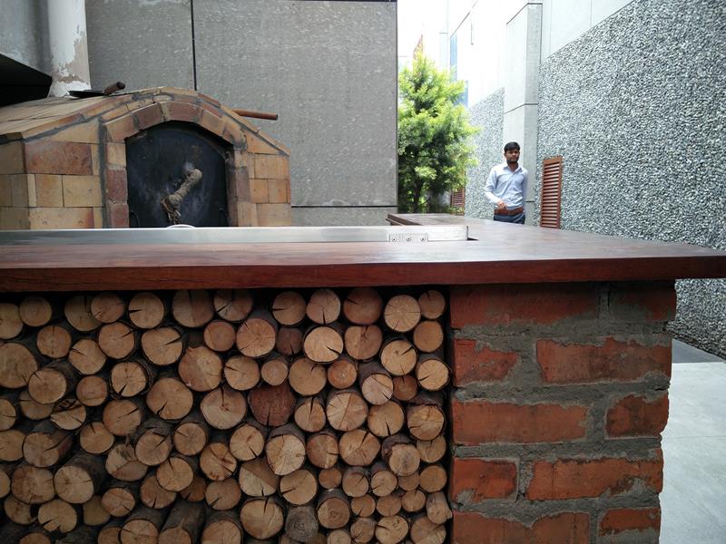 OnePlus has recently released the 'Flagship Killer'--the OnePlus One successor, dubbed as OnePlus 2--which features a plethora of modifications, including an all new camera. OnePlus News,OnePlus One,OnePlus 2,OnePlus 2 Review,OnePlus 2 Camera Review,OnePlus 2 Camera,OnePlus 2 Camera Interface,OnePlus 2 Image Samples,OnePlus 2 Sample Images