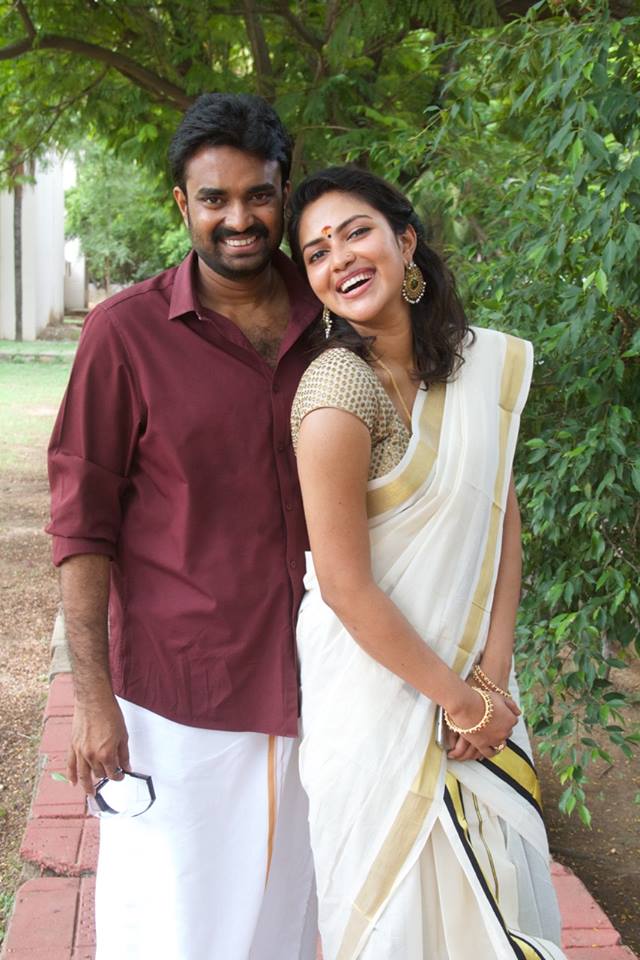 Amala Paul celebrated Onam 2015 with her friends and family. Amala paul,amala paul onam,amala paul onam celebrations,amala paul onam 2015