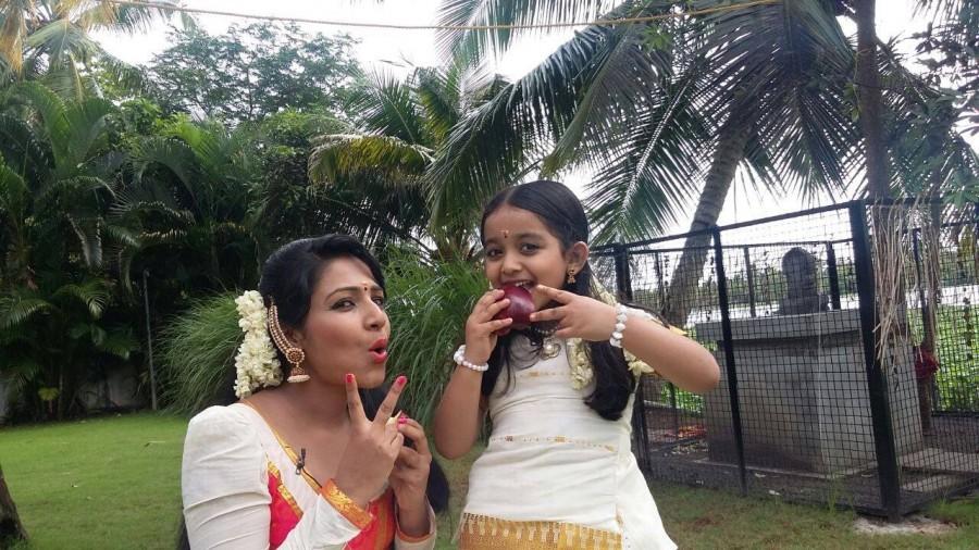 Niranjana G is known for her character Janakikutty in the popular Malayalam serial 'Manjurukum Kaalam' Nirangana g,janakikutty,Janakikkutty of 'Manjurukum Kaalam',Janakikkutty serial photos