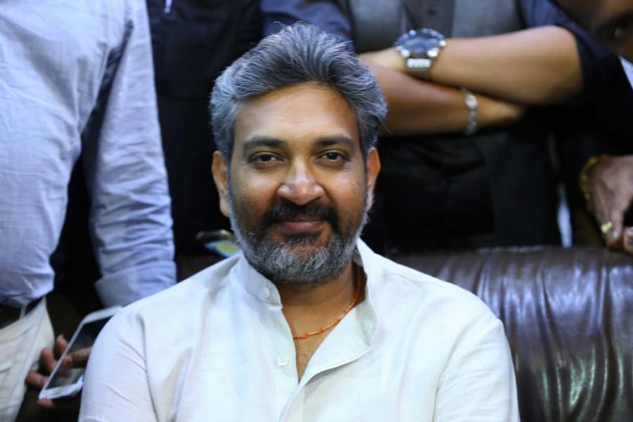 Telugu Director Rajamouli at Shivarajkumar daughter Nirupama-Dileep Wedding reception. Rajamouli,Rajamouli at Shivarajkumar daughter Nirupama-Dileep Wedding reception,Shivarajkumar daughter Nirupama-Dileep Wedding reception,Nirupama-Dileep Wedding reception,Shivarajkumar daughter Nirupama-Dileep Wedding reception pics,Shivarajkumar daughter
