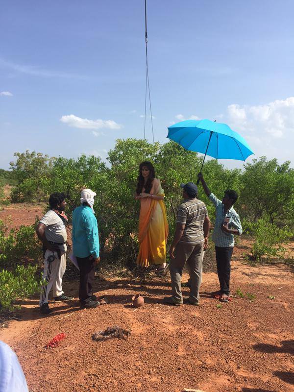 South Indian actress Raai Laxmi was injured during the stunt shooting of her upcoming film 'Sawkarpettai?' Raai laxmi,raai laxmi injured,raai laxmi sawkarpettai,sawkarpettai,sawkarpettai stunt shooting,sawkarpettai actress injured,raai laxmi injured sawkarpettai