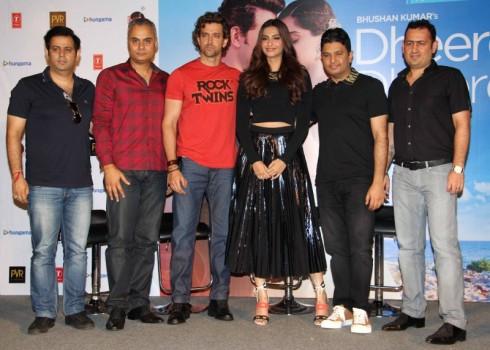 Bollywood Actor Hrithik Roshan and Actress Sonam Kapoor launch Dheere Dheere Se Song
