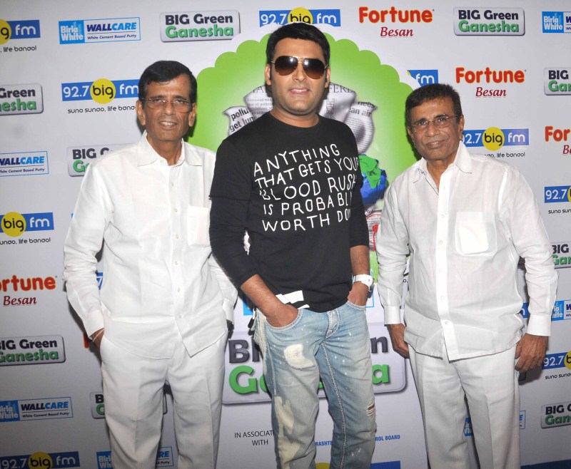 Bollywood Actor Kapil Sharma and Abbas Mustan Promote Kis Kisko Pyaar Karu At 92.7 Big Fm. Kapil Sharma,Abbas Mustan,Kis Kisko Pyaar Karu,Kis Kisko Pyaar Karu movie promotion,Kis Kisko Pyaar Karu movie promotion at 92.7 Big Fm,92.7 Big Fm,Kapil Sharma and Abbas Mustan,BIG Green Ganesha,Mustan Burmawalla,Abbas Burmawalla