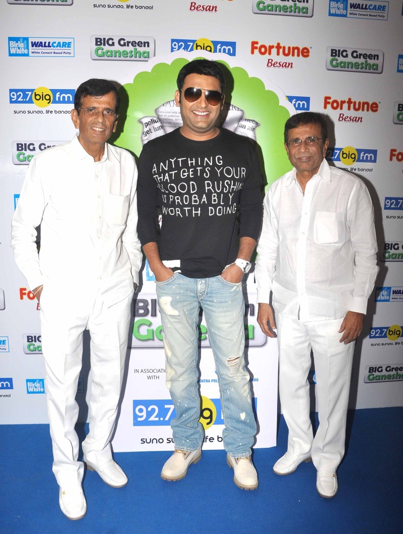 Bollywood Actor Kapil Sharma and Abbas Mustan Promote Kis Kisko Pyaar Karu At 92.7 Big Fm. Kapil Sharma,Abbas Mustan,Kis Kisko Pyaar Karu,Kis Kisko Pyaar Karu movie promotion,Kis Kisko Pyaar Karu movie promotion at 92.7 Big Fm,92.7 Big Fm,Kapil Sharma and Abbas Mustan,BIG Green Ganesha,Mustan Burmawalla,Abbas Burmawalla
