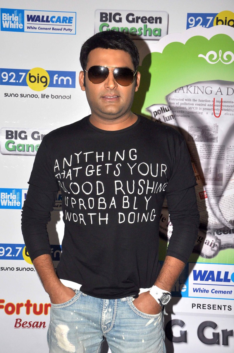 Bollywood Actor Kapil Sharma and Abbas Mustan Promote Kis Kisko Pyaar Karu At 92.7 Big Fm. Kapil Sharma,Abbas Mustan,Kis Kisko Pyaar Karu,Kis Kisko Pyaar Karu movie promotion,Kis Kisko Pyaar Karu movie promotion at 92.7 Big Fm,92.7 Big Fm,Kapil Sharma and Abbas Mustan,BIG Green Ganesha,Mustan Burmawalla,Abbas Burmawalla