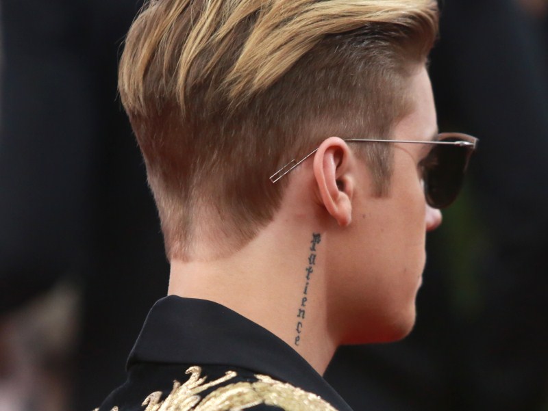 Canadian Singer Justin Bieber Arrives Metropolitan Museum Art Costume Institute Gala 2015 ?w=800