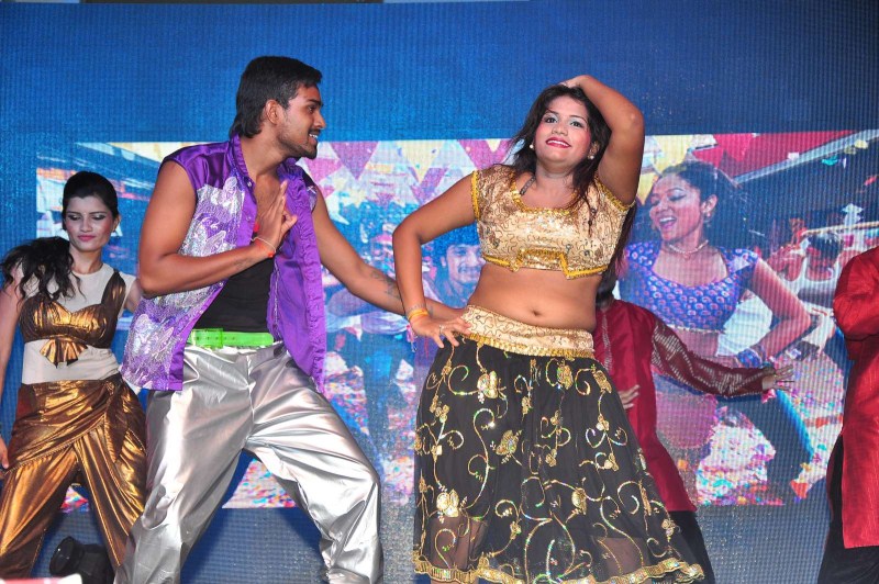 South Indian Actor Rana Daggubati and Suman at Red Alert Audio Launch. Rana Daggubati,Suman,Red Alert Audio Launch,Red Alert,Rana Daggubati at Red Alert Audio Launch,Red Alert Audio Launch pics,Red Alert Audio Launch images,Red Alert Audio Launch photos,Red Alert Audio Launch stills,Red Alert Audio Launch pictures