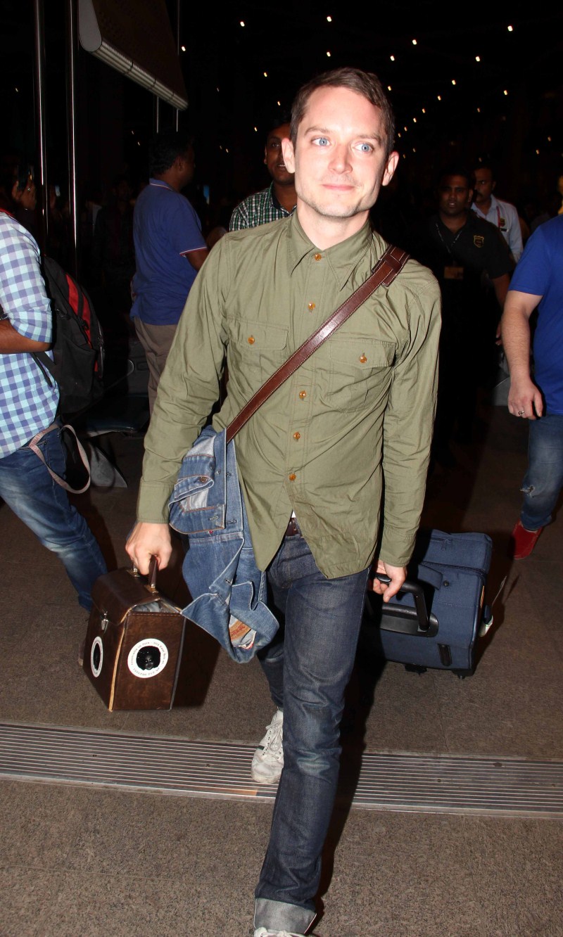 Hollywood actor Elijah Wood reaches Mumbai to perform with his DJ group 'Wooden Wisdom'. Elijah Wood,Elijah Wood reaches Mumbai,Wooden Wisdom,actor Elijah Wood,hollywood actor Elijah Wood,Elijah Wood latest pics,Elijah Wood latest images,Elijah Wood latest photos,Elijah Wood latest stills,Elijah Wood latest pictures,Zach Cowie,Trilogy nightcl