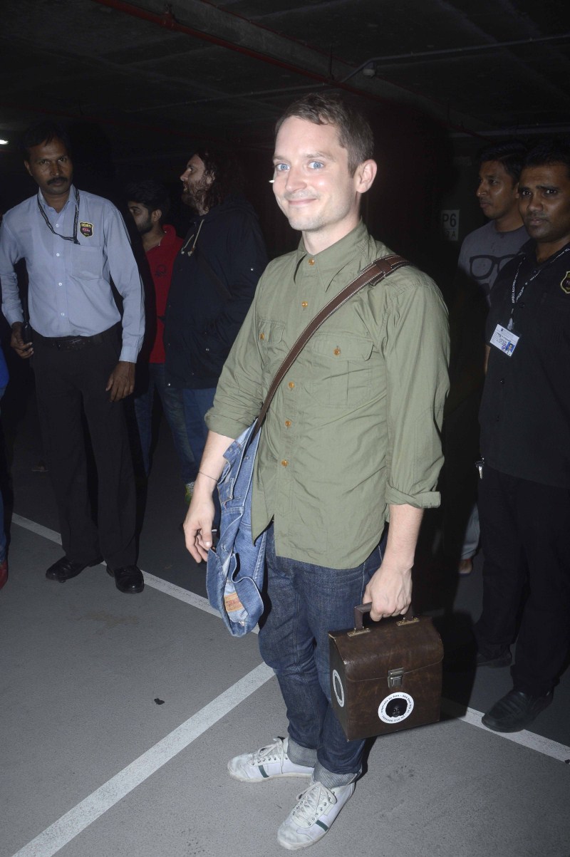 Hollywood actor Elijah Wood reaches Mumbai to perform with his DJ group 'Wooden Wisdom'. Elijah Wood,Elijah Wood reaches Mumbai,Wooden Wisdom,actor Elijah Wood,hollywood actor Elijah Wood,Elijah Wood latest pics,Elijah Wood latest images,Elijah Wood latest photos,Elijah Wood latest stills,Elijah Wood latest pictures,Zach Cowie,Trilogy nightcl
