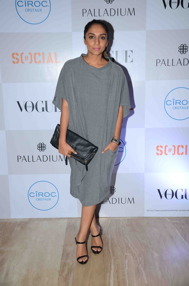 Photos of Fashion's Night Out 2015 by Vogue at Palladium, Mumbai. Fashion's Night Out 2015,Vogue India,Vogue India Fashion's Night Out,Night Out 2015,Night Out 2015 by Vogue India,Sonu Sood,Sarah Todd,Shweta Salve,Nachiket Barve with wife Surabhi,Masaba Gupta,Maria Goretti,Gayatri Ruia,Carol Gracias,Anita Dong
