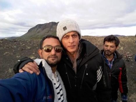Bollywood superstar Shahrukh Khan and actress Kajol in Iceland for his upcoming film Dilwale.