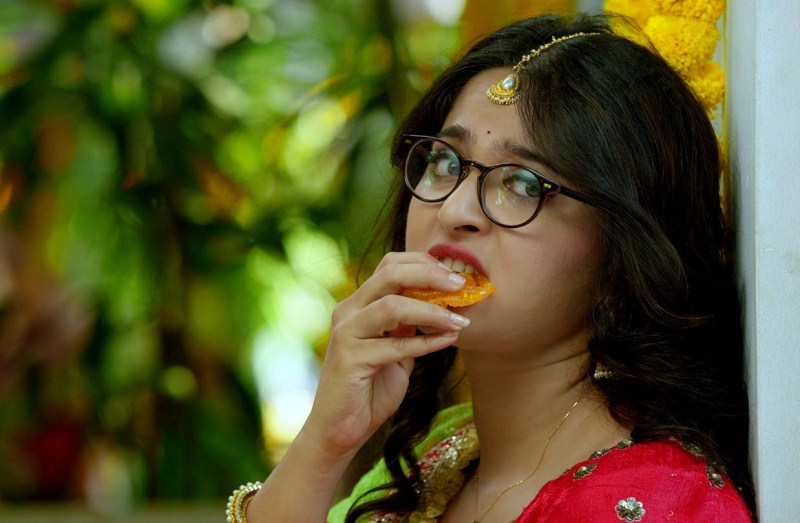 South Indian Actress Anushka Shetty stills from 'Size Zero' (Inji Iduppazhagi) Movie. Anushka Shetty,actress Anushka Shetty,Size Zero,Inji Iduppazhagi,Anushka Shetty in Size Zero,Anushka Shetty in Inji Iduppazhagi,Inji Iduppazhagi movie stills,arya