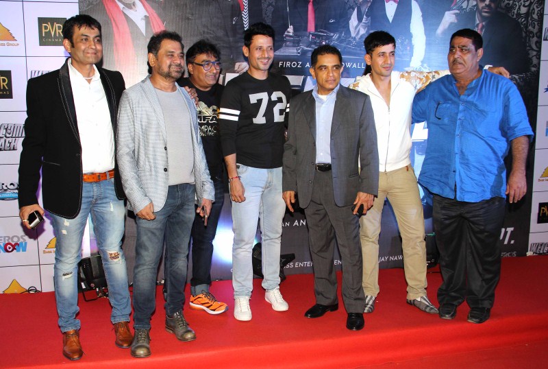 Celebs at Welcome Back Premiere Show. Welcome Back,Welcome Back Premiere Show,celebs at Welcome Back Premiere Show,Sonam Kapoor,actress Sonam Kapoor,Anil Kapoor,actor Anil Kapoor,Welcome Back Premiere Show pics,Welcome Back Premiere Show images,Welcome Back Premiere Show stills,Welcome Back P